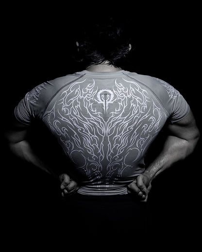 WRAITHSKIN COMPRESSION T-SHIRT [DIVINITY GREY]