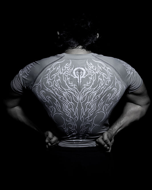 WRAITHSKIN COMPRESSION T-SHIRT [DIVINITY GREY]