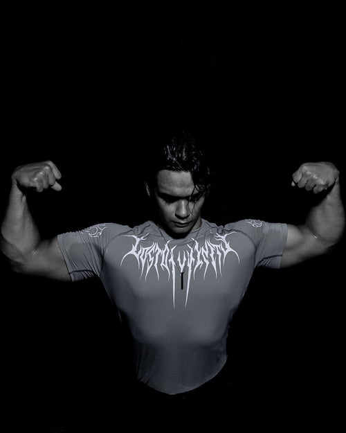 WRAITHSKIN COMPRESSION T-SHIRT [DIVINITY GREY]
