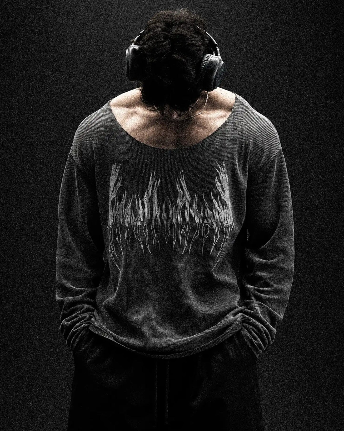 REQUIEM WAFFLE LONG SLEEVE T-SHIRT BOXY FIT